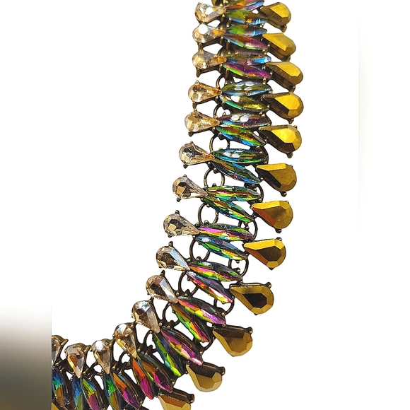 LOGO by Lori Goldstein Peacock Plumes Gold Tone Statement Necklace - Picture 4 of 7